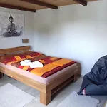 公寓 U Nas Na Morave *