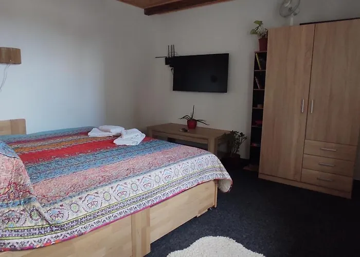 U Nás Na Moravě Appartamento *
